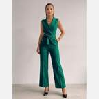 Elegancki Kombinezon Damski z Dekoltem V | Dopasowany Krój i Wiązanie