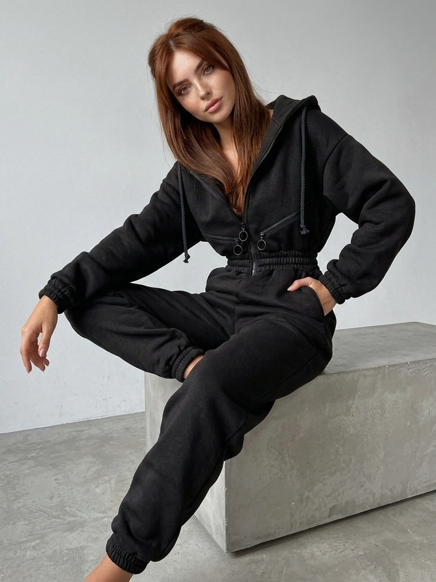 Bawełniany Kombinezon Damski z Kapturem | Luźny Krój, Komfortowy Dres