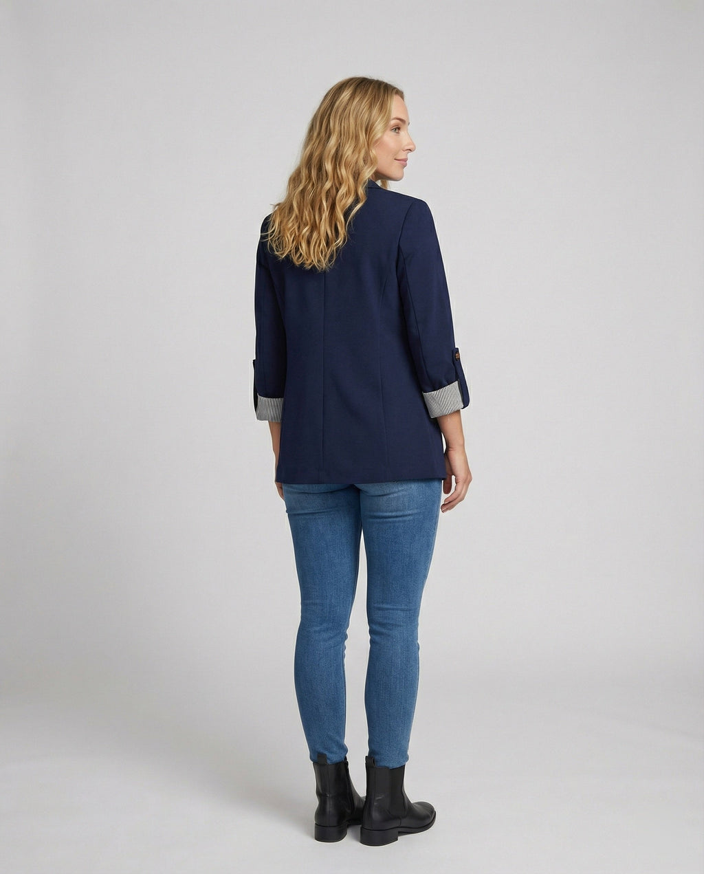 Kobieta Długa Marynarka Biznesowa | Elegancki Krój, Wysokiej Jakości Materiały 2