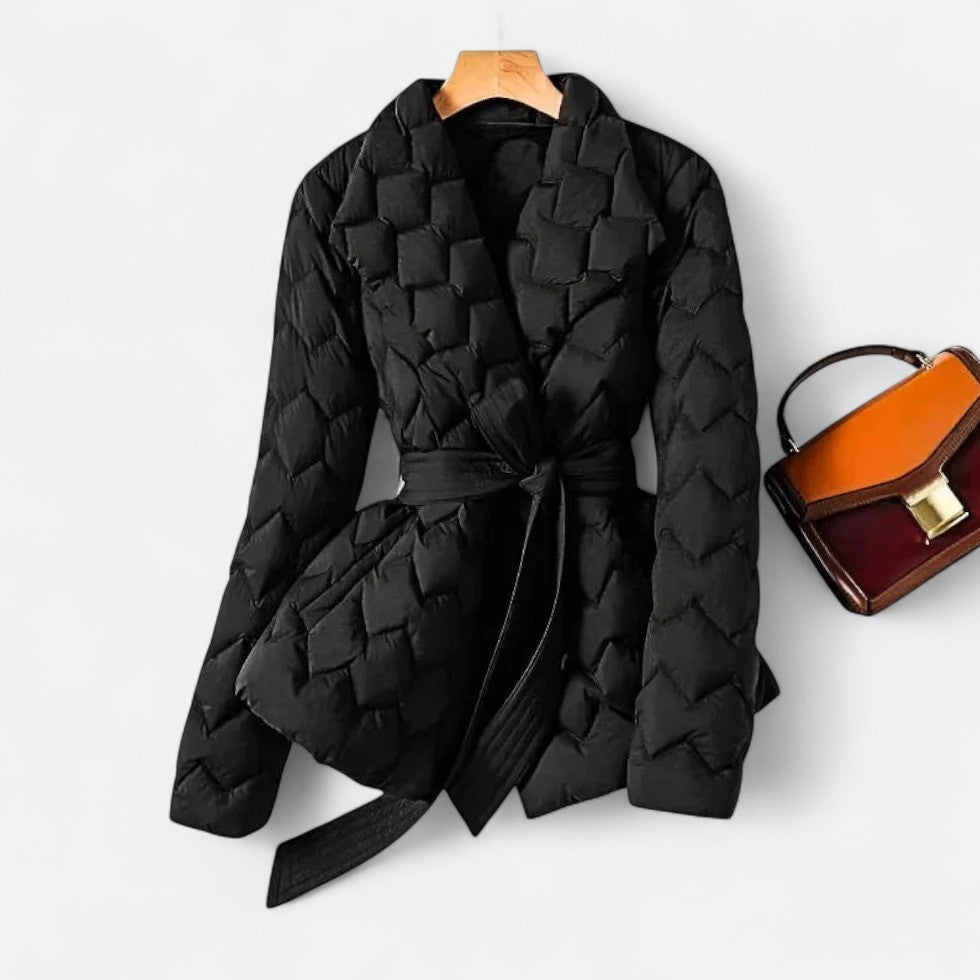 Pikowana Kurtka Damska | Wygodny Materiał, Stylowy Pasek 0