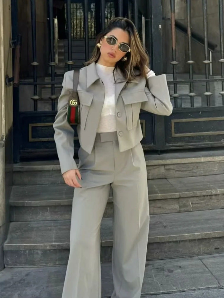 Ponadczasowa Elegancja: Wszechstronny i Komfortowy Zestaw-Sets-Moda Perla