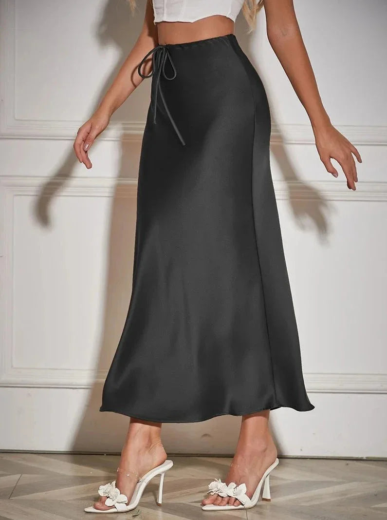 Satynowa Spódnica Maxi z Wysokim Stanem z Jedwabiu Ice-skirts-Moda Perla-Moda Perla