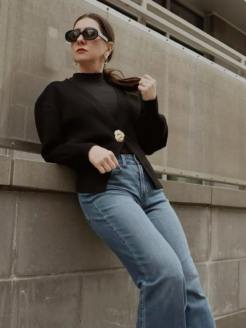 Sweter kardigan z detalem w kolorze złota-Cardigan-Moda Perla